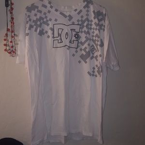 Men's white DC T-Shirt size XL